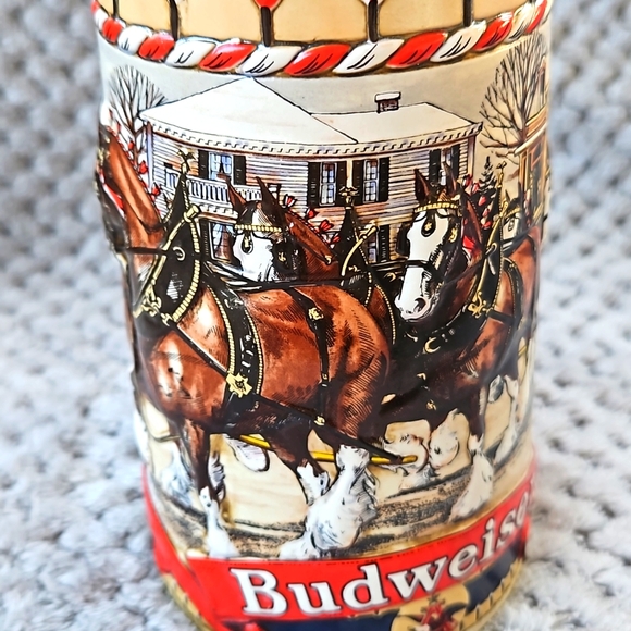 Collectors Series Holiday Vintage Budweiser Beer Stein "B" Series - Picture 8 of 8